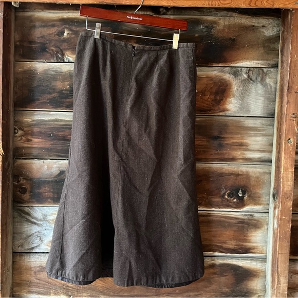 100% wool skirt with zipper by Harvé Benard - Picture 4 of 7